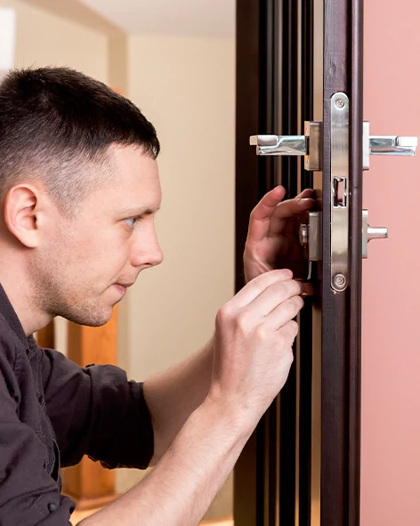 : Professional Locksmith For Commercial And Residential Locksmith Services in Baldwin Park, CA