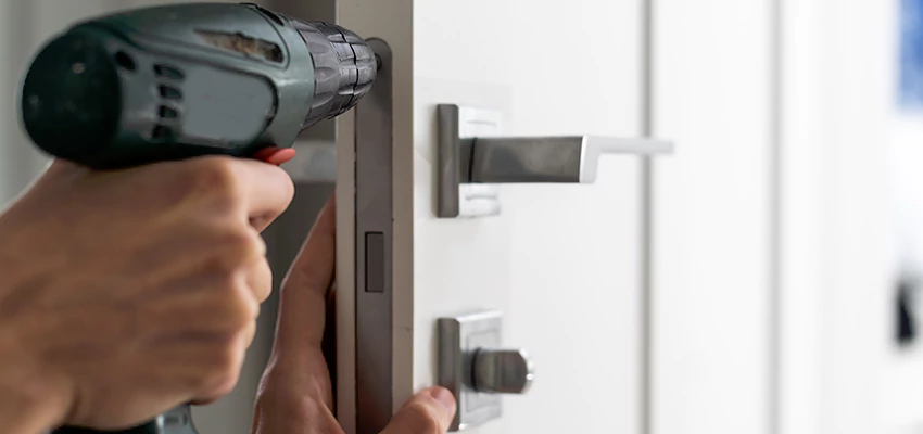 Locksmith For Lock Replacement Near Me in Baldwin Park, CA