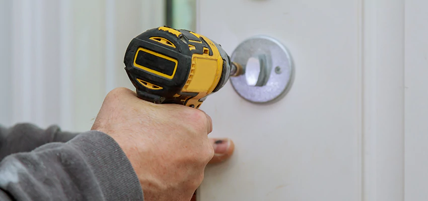 Street Locksmith For Smart Lock Repair in Baldwin Park, CA